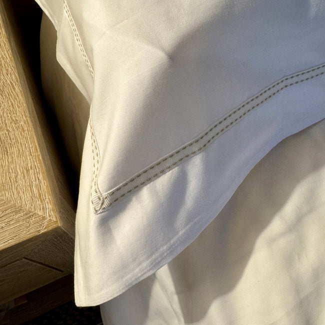 The Hampton Pillowcase Pair - Light