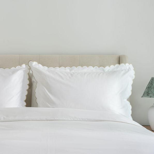 Hotel Cotton Bedding Bundle - Scallop